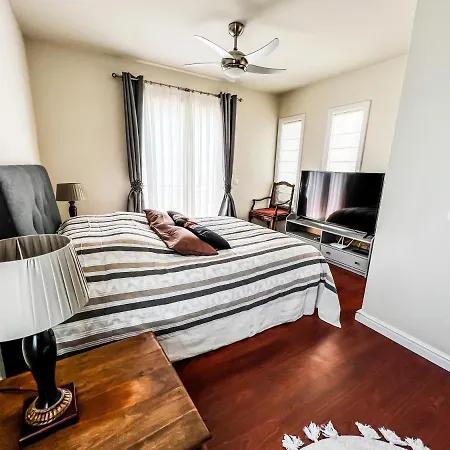 Canis Βίλα Tías