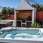 Villa Canis Tías
